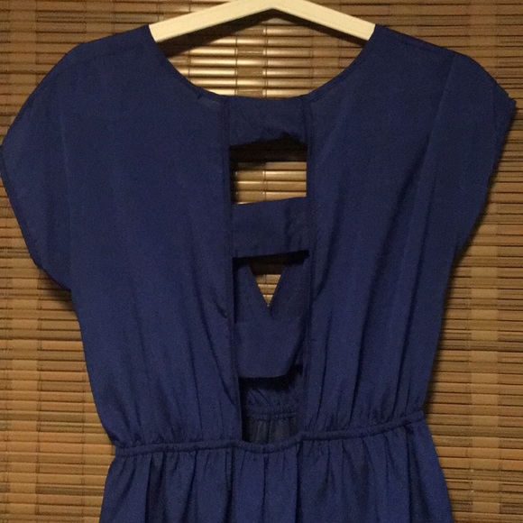 Dress - Picture 3 of 5